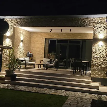 Delta House 2 Hébergement de vacances Velika Reka