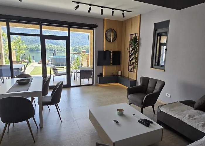 Tatil Evi Delta House 2 *